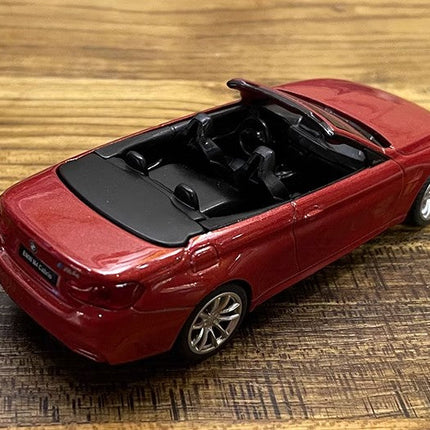 YX Car Model BMW M2 M4 M6 Collection 1:43 Diecast Model Car - model display piece for collectors