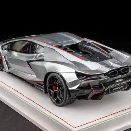 Perfected Form Mechanics Lamborghini Revuelto Green 1:18 Resin Model Car - detailed die-cast style model