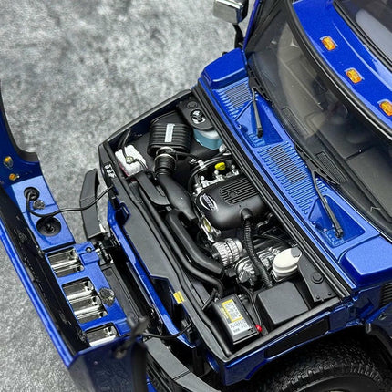 Highway 61 Hummer H2 Blue 1:18 Diecast Model Car - collector display piece