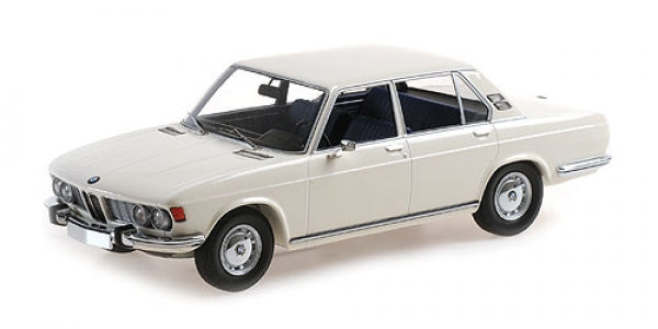 1:18 scale diecast model of classic white BMW sedan with detailed exterior