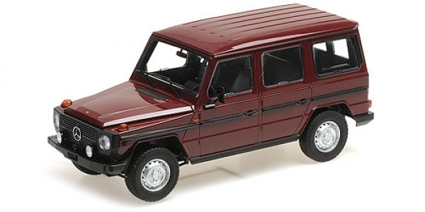 1:18 scale diecast model car, burgundy classic SUV, Mercedes G-Class replica