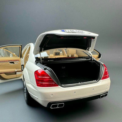 MH Mercedes-Benz S600L W221 1:18 Diecast Model Car - scale replica for enthusiasts