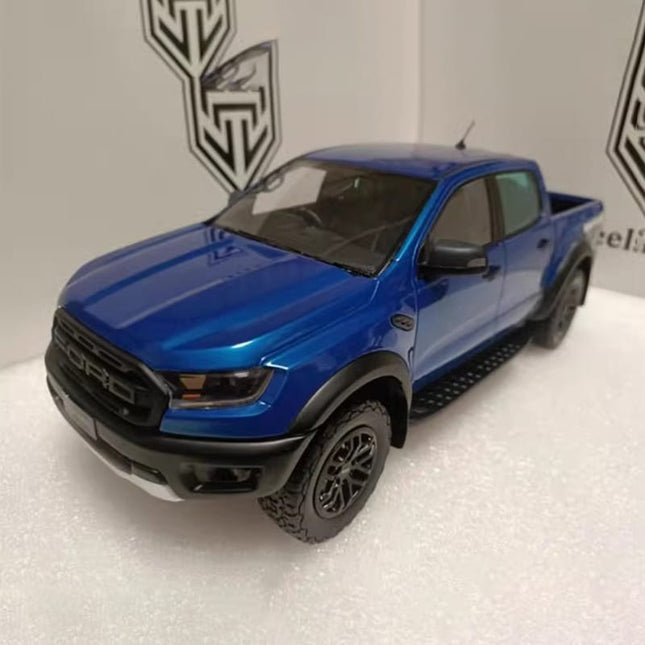 Feelslike Ford Ranger Raptor Pickup Truck 1:18 Resin Model Pickup - studio product photo of the scale model