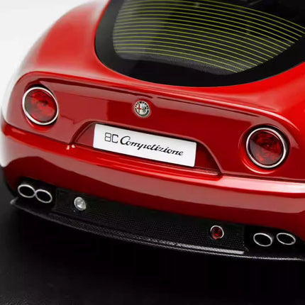 Motorhelix Alfa Romeo 8C Competizione Alfa Red 1:18 Resin Model Car - collector edition scale model