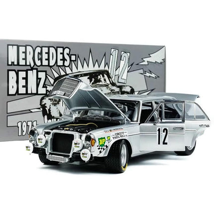 Minichamps Mercedes-Benz 300SEL 6.8 AMG 1971 1:18 Diecast Model Car - detailed collector display model