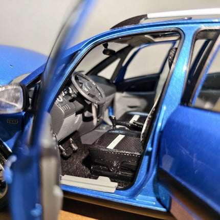 Original Suzuki SX4 Blue 1:18 Diecast Model Car - scale model collectible piece
