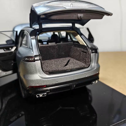 YX Car Model Chery Tiggo 8L SUV Grey 1:18 Diecast Model Car - detailed model car replica