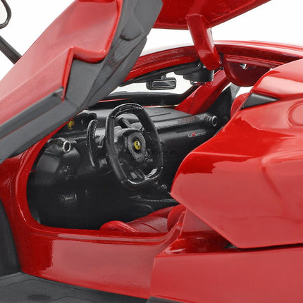 https://automodele.eu/environment/cache/images/productGfx_454554_0_0/16001-Ferrari-LaFerrari-F70-Bburago-118.jpg