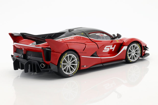 https://automodele.eu/environment/cache/images/productGfx_206361_0_0/16908-Ferrari-FXX-K-Evoluzione-54-Michael-Luzich-Bburago-118.jpg