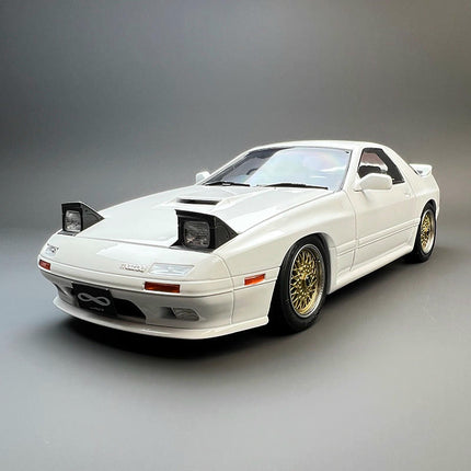Topart Mazda RX-7 FC3S 1:18 Diecast Model Car - detailed collector display model