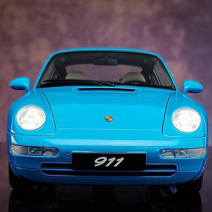 AutoArt Porsche 911 (993) Carrera 1:18 Diecast Model Car - premium collector scale model
