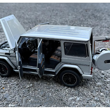 https://www.yxcarmodel.com/cdn/shop/files/17_1370f185-023a-4889-928c-838a13bf1d6c.png?v=1729489793&width=1946
