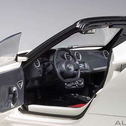 https://www.yxcarmodel.com/cdn/shop/files/17_77d18ddf-c745-440c-a4de-de454931e7ed.jpg?v=1750142910&width=1946