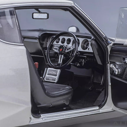 AutoArt Nissan Skyline 2000 GT-R Kenmeri Silver 1:18 Diecast Model Car - detailed die-cast style model
