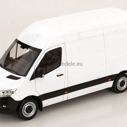 https://automodele.eu/environment/cache/images/productGfx_760663_0_0/183040-Mercedes-Benz-Sprinter-2018-White-Norev-118---Limited-Edition-1000-pcs..jpg