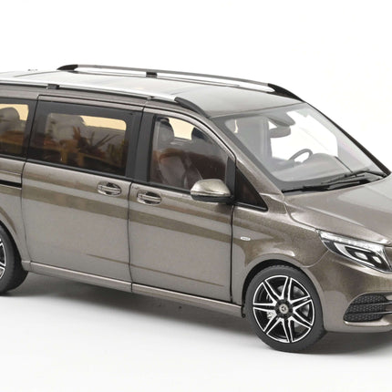 https://automodele.eu/environment/cache/images/productGfx_757175_0_0/183873-Mercedes-Benz-V-Class-AMG-Line-2018-Indium-Grey-Norev-118.jpg
