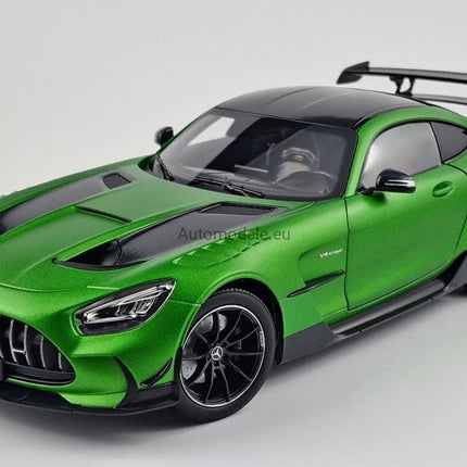 https://automodele.eu/environment/cache/images/productGfx_729380_0_0/183903-Mercedes-Benz-AMG-GT-Black-Series-2021-Norev-118.jpg