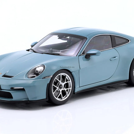 https://automodele.eu/environment/cache/images/productGfx_755776_0_0/187470-Porsche-911-992-ST-2023-Meissen-Blue-Norev-118.webp