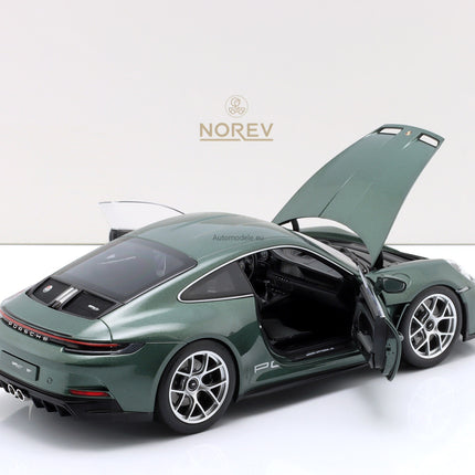 https://automodele.eu/environment/cache/images/productGfx_757923_0_0/187472_8.jpg