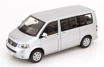 https://automodele.eu/environment/cache/images/productGfx_756134_500_500/188601-Volkswagen-VW-T5-Multivan-2003-Silver-Metallic-Norev-118---Limited-Edition.jpg?overlay=1