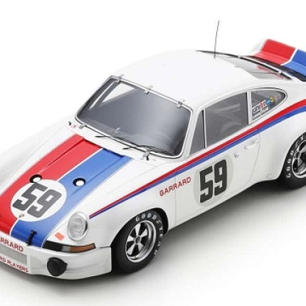 1:18 scale white Porsche diecast model car with racing stripes and number 59 livery