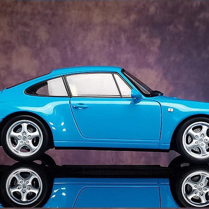 AutoArt Porsche 911 (993) Carrera 1:18 Diecast Model Car - scale model for display