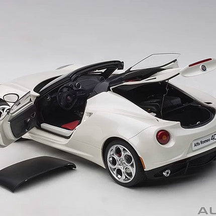https://www.yxcarmodel.com/cdn/shop/files/18_593fbce4-6a09-4bb8-b855-a271df3f19ca.jpg?v=1750142910&width=1946