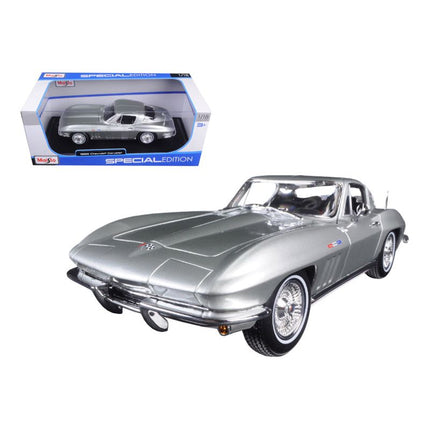 https://cdn.shopify.com/s/files/1/0504/9925/6496/files/1965-chevrolet-corvette-silver-special-edition-118-diecast-model-car-by-maisto-775480.jpg?v=1748418686