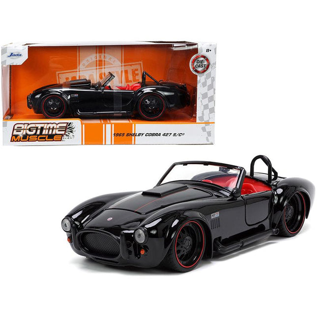 https://cdn.shopify.com/s/files/1/0504/9925/6496/files/1965-shelby-cobra-427-sc-black-with-matt-black-and-red-stripes-and-red-interior-bigtime-muscle-series-124-diecast-model-car-by-jada-314989.jpg?v=1748419022