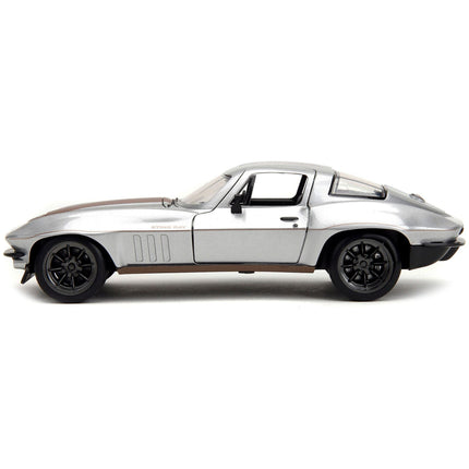 https://cdn.shopify.com/s/files/1/0504/9925/6496/files/1966-chevrolet-corvette-silver-metallic-with-bronze-stripes-bigtime-muscle-series-124-diecast-model-car-by-jada-992589.jpg?v=1748419130