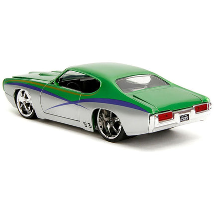 https://cdn.shopify.com/s/files/1/0504/9925/6496/files/1969-pontiac-gto-judge-green-metallic-and-silver-with-stripes-bigtime-muscle-series-124-diecast-model-car-by-jada-834833.jpg?v=1748403644