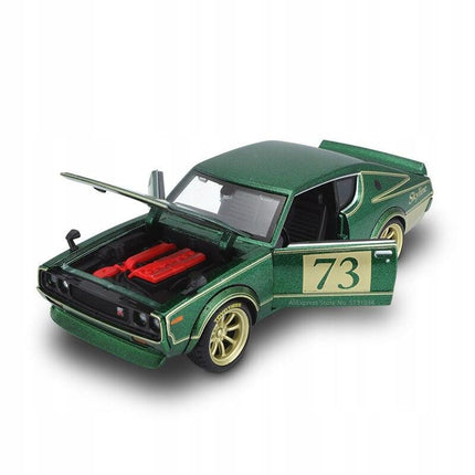 1973 Nissan Skyline 2000 GTR 1:24 Maisto Diecast Model Classic JDM Collector Car with Custom Plates