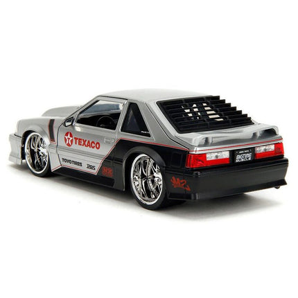 https://cdn.shopify.com/s/files/1/0504/9925/6496/files/1989-ford-mustang-gt-texaco-silver-metallic-and-matt-black-bigtime-muscle-series-124-diecast-model-car-by-jada-320810.jpg?v=1756087113