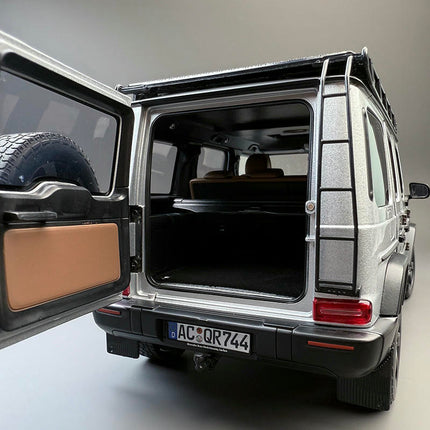 Norev Mercedes-Benz G500 4x42 1:18 Diecast Model Car - fine detailed model replica
