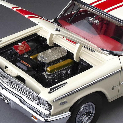 Sun Star 1963 Ford Galaxie 500XL 1:18 Diecast Model Car - detailed collectible replica