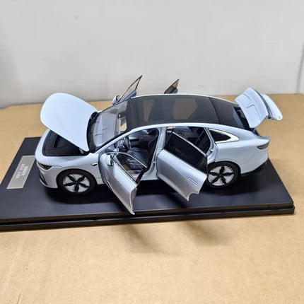 Original Manufacturer Dongfeng Voyah Zhuiguang Blue 1:18 Diecast Model Car - scale model for display