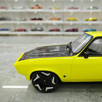 Otto Opel Manta GSE Yellow Black Hood 1:18 Resin Model Car - scale model for display