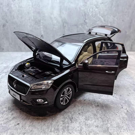 YX Car Model Borgward BX7 SUV Red 1:18 Diecast Model Car - detailed die-cast style model