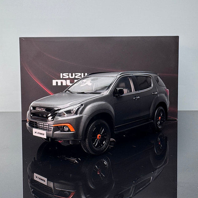 YX Car Model Isuzu MU-X Meteorite Grey 1:18 Diecast Model Car - detailed collector display model