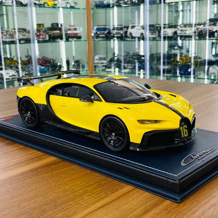 MR Collection Bugatti Chiron Super Sport 300+ 1:18 Yellow Resin Model - detailed collector display model