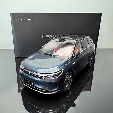 YX Car Model AITO M7 Blue Interactive 1:18 Diecast Model Car - studio product photo of the scale model