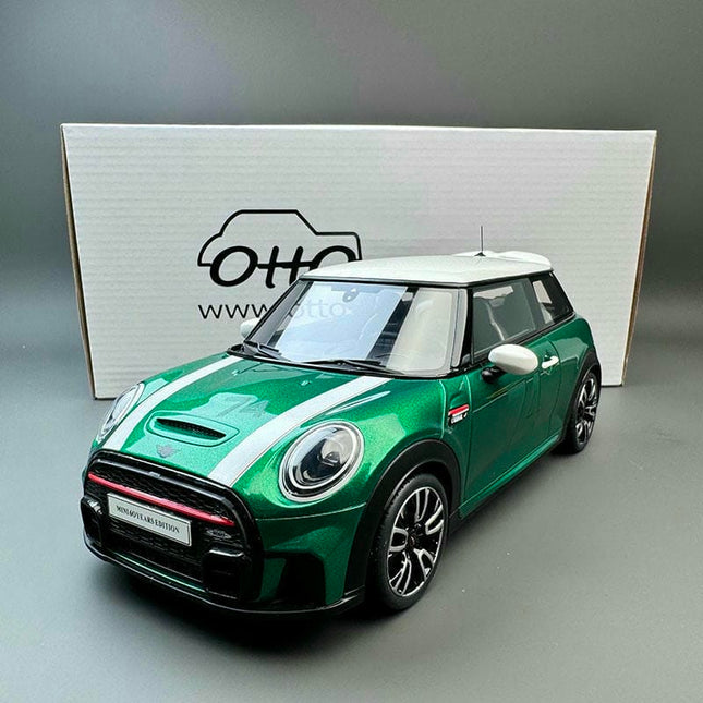 Otto Mini Cooper 1:18 Resin Model Car - studio product photo of the scale model