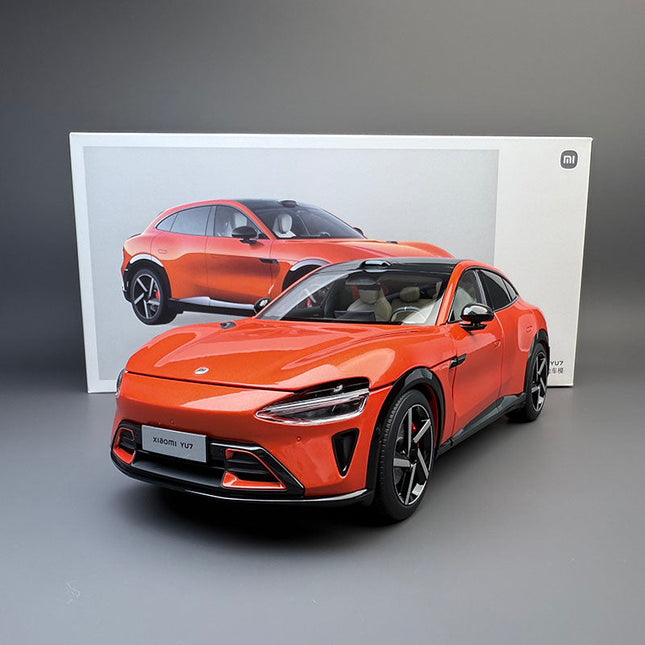 Xiaomi YU7 Orange 1:18 Diecast Model Car - studio product photo of the scale model