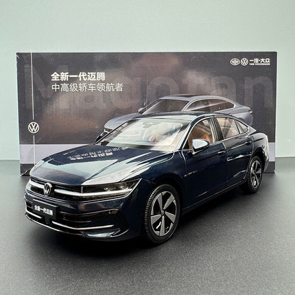 YX Car Model Volkswagen Magotan B9 Blue 1:18 Diecast Model Car - detailed collector display model