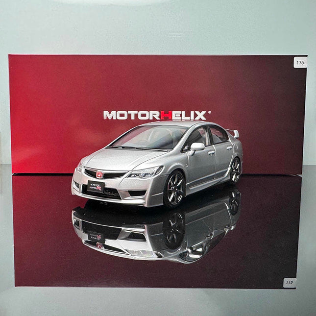 Motorhelix Honda Civic FD2 1:18 Diecast Model Car - detailed collector display model