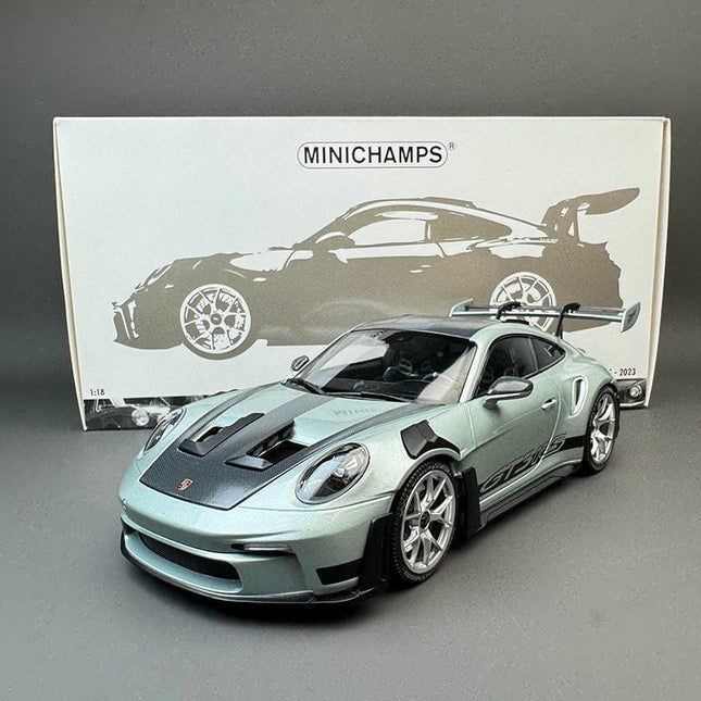 Minichamps Porsche 911 GT3 RS 1:18 Diecast Model Car - detailed collector display model