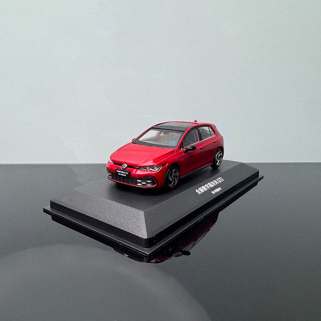 YX Car Model Volkswagen Golf V R32 2005 Red 1:43 Diecast Model Car - detailed collector display model