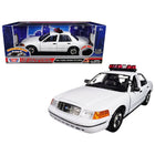 https://cdn.shopify.com/s/files/1/0504/9925/6496/files/2001-ford-crown-victoria-police-car-plain-white-with-flashing-light-bar-and-front-and-rear-lights-and-sounds-118-diecast-model-car-by-motormax-169345.jpg?v=1748418130
