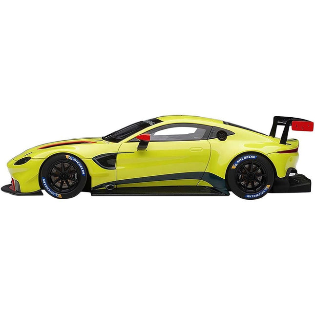 https://cdn.shopify.com/s/files/1/0504/9925/6496/files/2018-aston-martin-vantage-gte-le-mans-pro-presentation-car-lemon-green-metallic-with-carbon-and-red-accents-aston-martin-racing-118-model-car-by-autoart-619360.jpg?v=1748416457