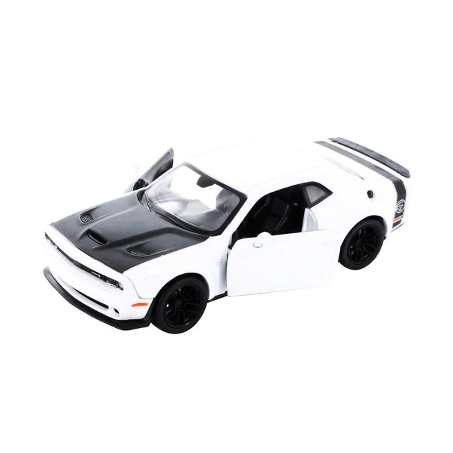 https://cdn.shopify.com/s/files/1/0504/9925/6496/files/2018-dodge-challenger-srt-hellcat-widebody-white-with-black-hood-124-diecast-model-car-by-motormax-220510.jpg?v=1748405107